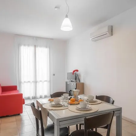 Isa-residence With Swimming-pool In Villasimius, With Air Conditioning And Private Outdoor Space شقة فندقية 3*